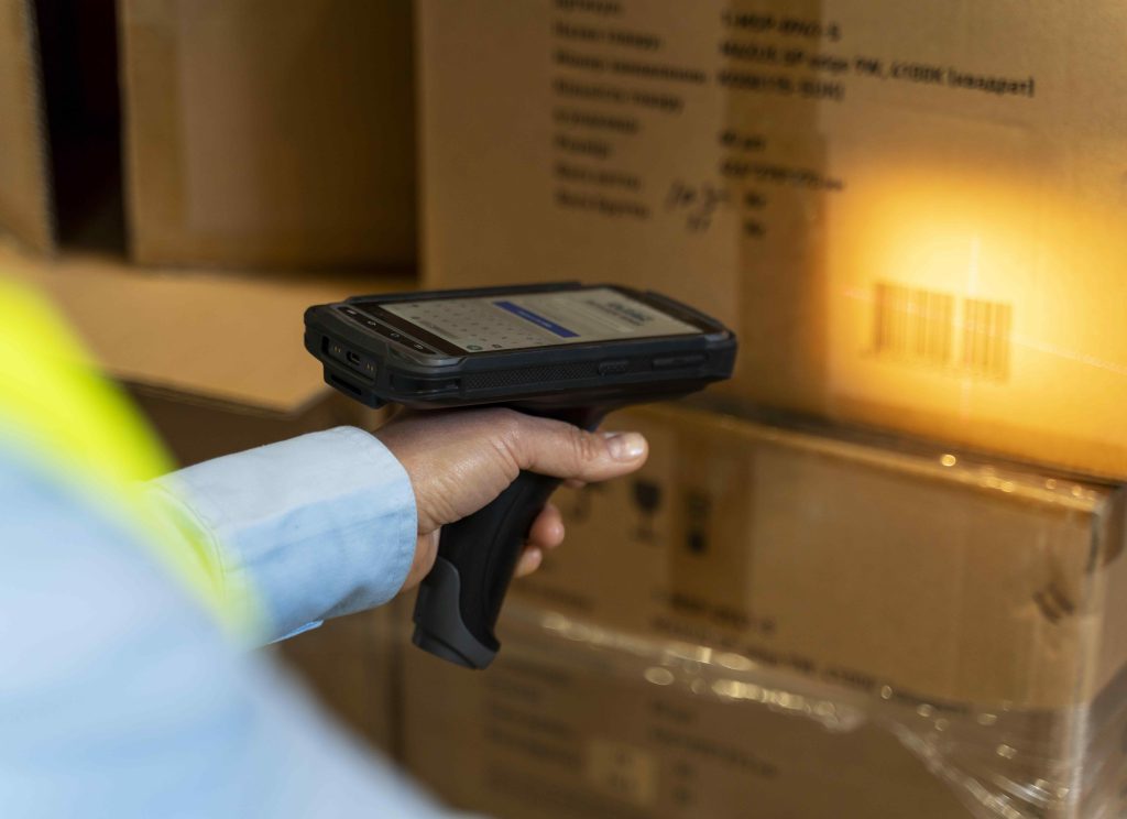 The Advantages of RFID in Inventory Tracking