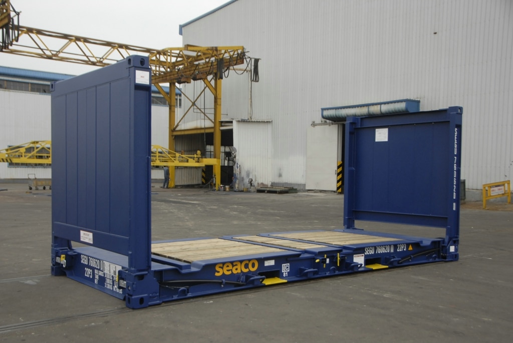 Flat rack containers